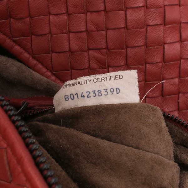 Pre-owned Bottega Veneta Nappa Intrecciato Montaigne Shoulder Bag Red