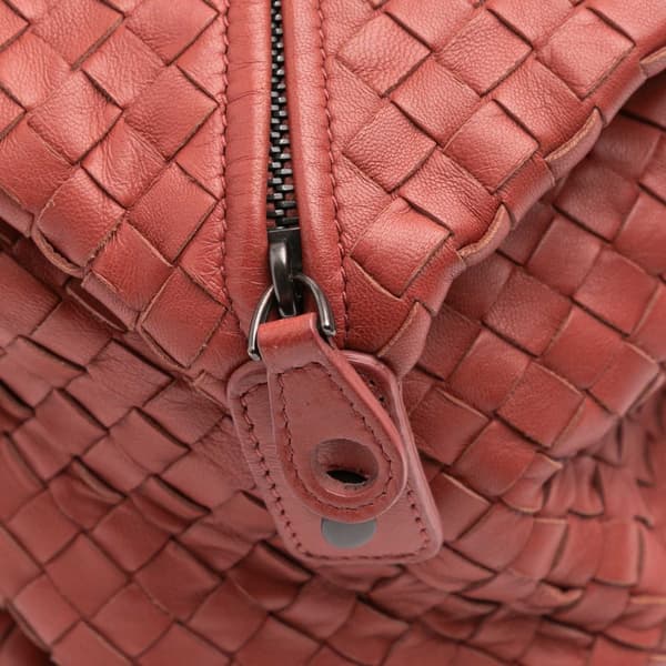 Pre-owned Bottega Veneta Nappa Intrecciato Montaigne Shoulder Bag Red