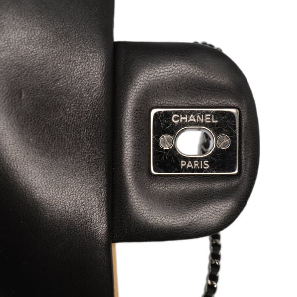 Pre-owned Chanel Medium Classic Bicolor Lambskin Twist Flap Black