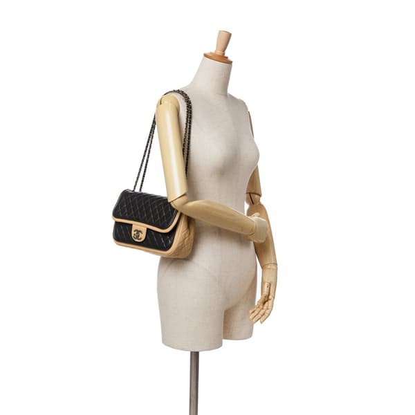 Pre-owned Chanel Medium Classic Bicolor Lambskin Twist Flap Black