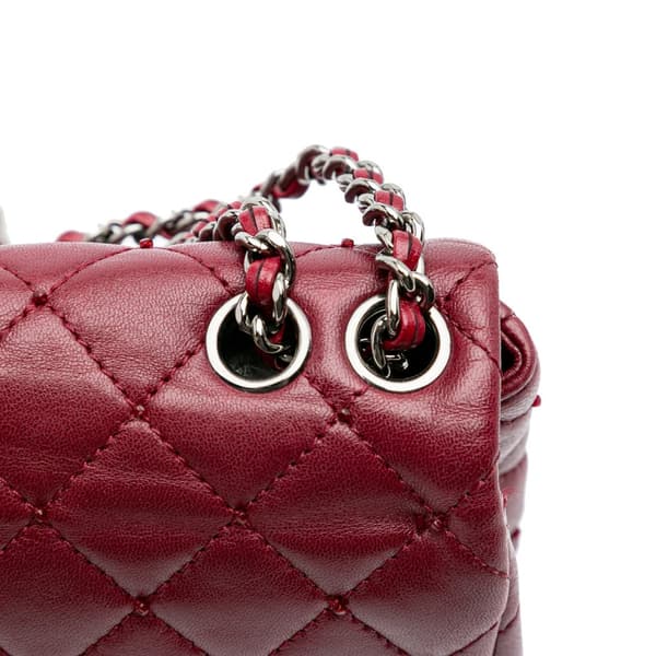 Pre-owned Chanel Small Quilted Lambskin Beaded Single Flap Red
