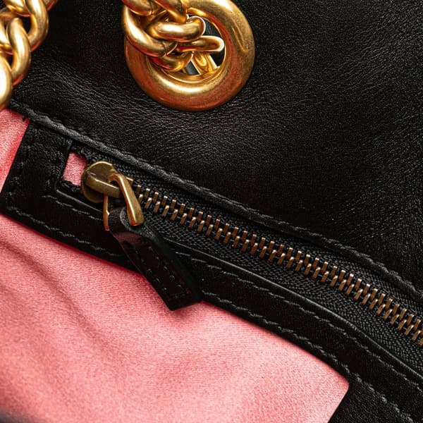Pre-owned Gucci Medium GG Marmont Matelasse Leather Chain Shoulder Bag Black