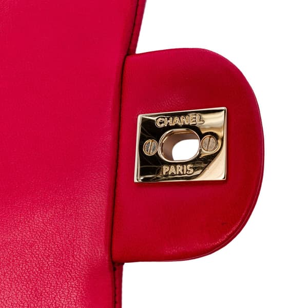 Pre-owned Chanel Medium Classic Lambskin Valentines Heart Charms Single Flap Pink