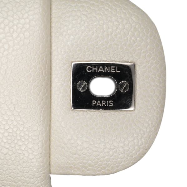 Pre-owned Chanel Jumbo Classic Caviar Double Flap White