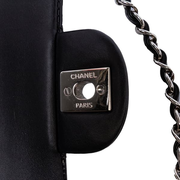 Pre-owned Chanel Medium Classic Patent Double Flap Black