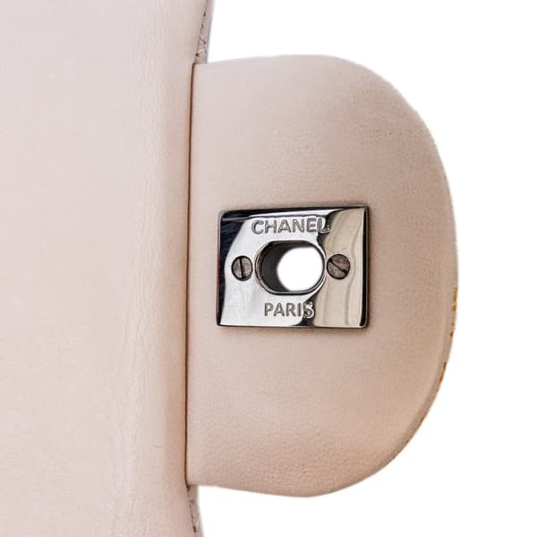 Pre-owned Chanel Jumbo Classic Lambskin Double Flap White