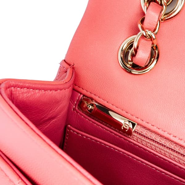 Pre-owned Chanel Medium Lambskin Valentine Heart Charms Single Flap Pink