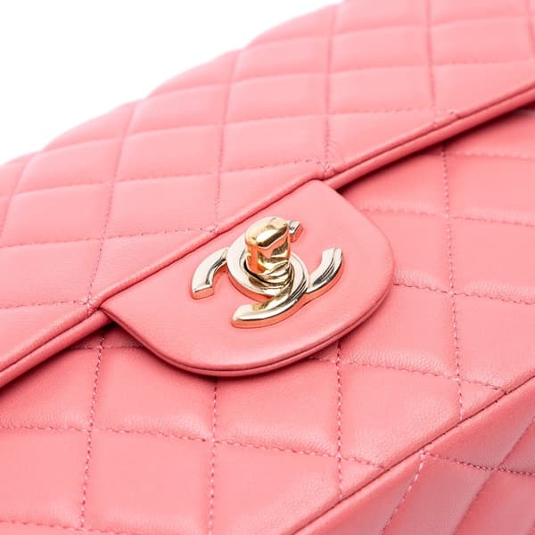 Pre-owned Chanel Medium Lambskin Valentine Heart Charms Single Flap Pink
