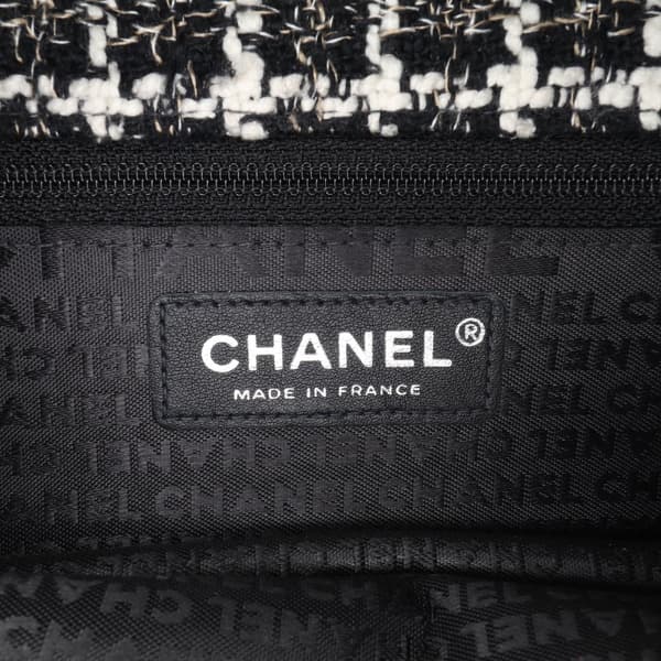 Pre-owned Chanel Mini Woven Patent and Tweed Chessboard Single Flap Black