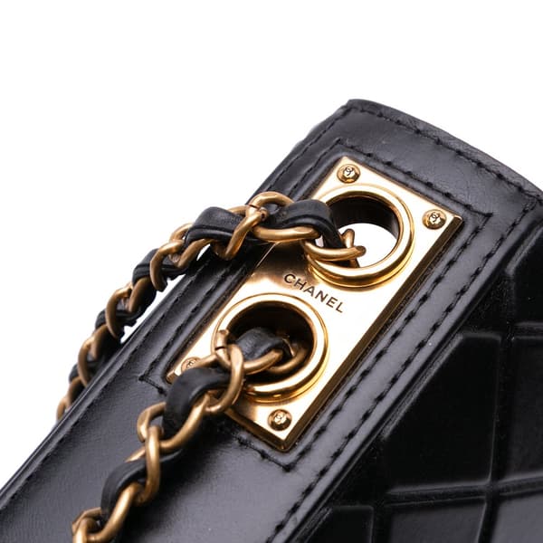 Pre-owned Chanel Embossed Calfskin Single Flap Black