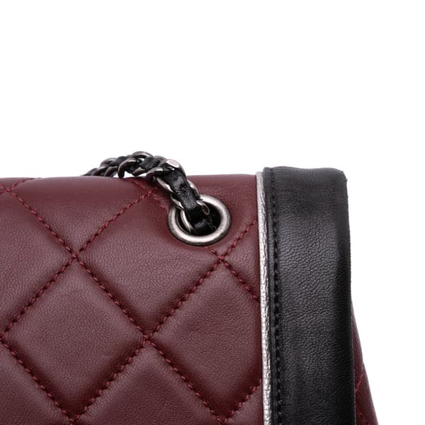 Pre-owned Chanel Paris-Salzburg Jumbo Bicolor Quilted Lambskin Tyrolean Flap Red