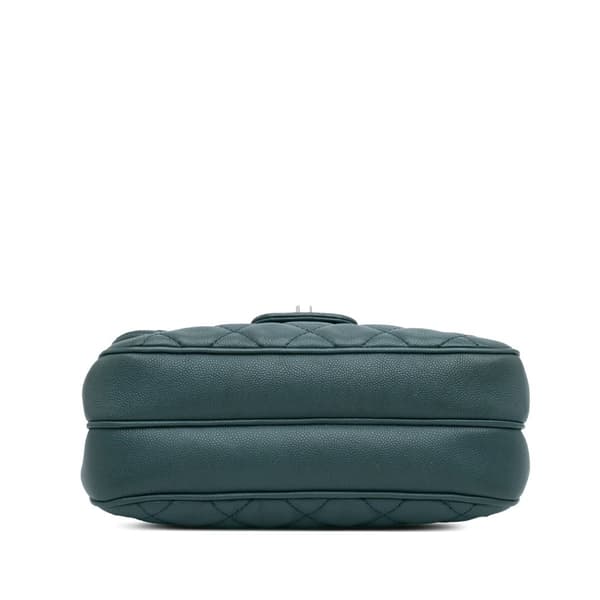 Pre-owned Chanel Medium Quilted Caviar Urban Companion Flap Blue
