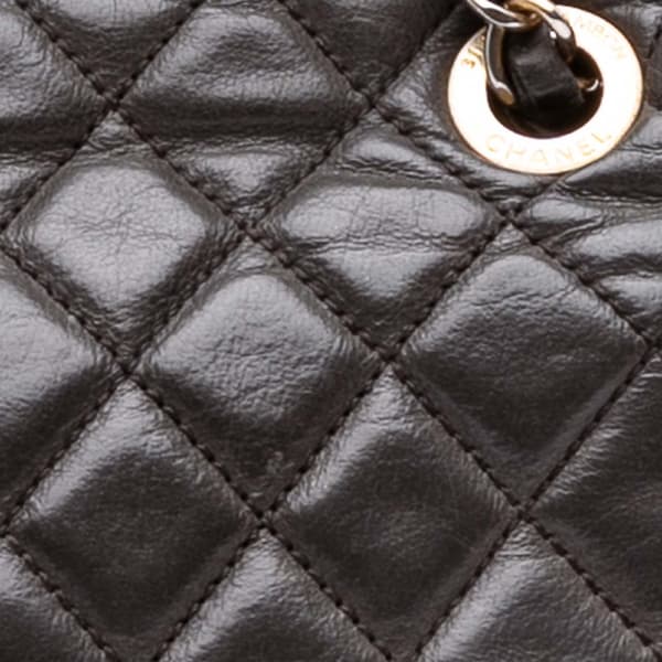 Pre-owned Chanel Quilted Calfskin Chic Quilt Flap Gray