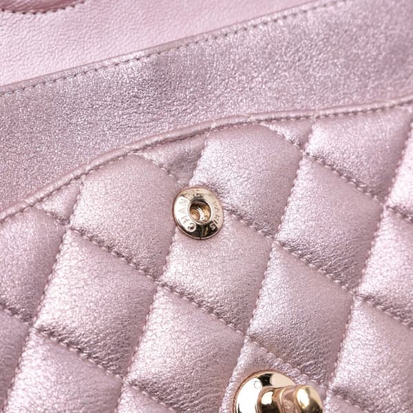 Pre-owned Chanel Medium Classic Iridescent Calfskin Double Flap Pink