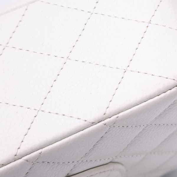 Pre-owned Chanel Medium Classic Caviar Double Flap White