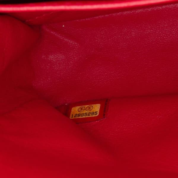 Pre-owned Chanel Medium Classic Caviar Double Flap Red