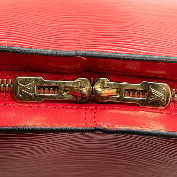 Pre-owned Louis Vuitton Epi Lussac Red