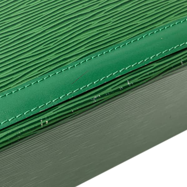 Pre-owned Louis Vuitton Epi Lussac Green