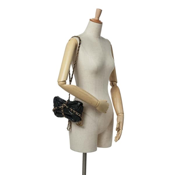 Pre-owned Chanel Quilted Calfskin Midnight Swim Baluchon Bag Black