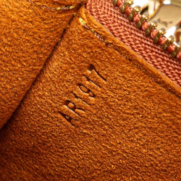 Pre-owned Louis Vuitton Epi Pochette Accessoires Brown