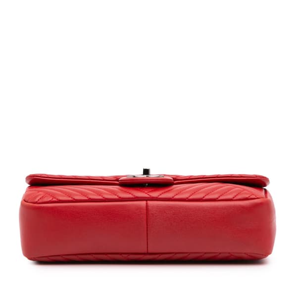 Pre-owned Chanel Medium Lambskin CC Crossing Flap Red