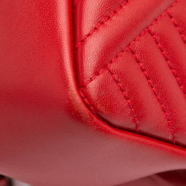 Pre-owned Chanel Medium Lambskin CC Crossing Flap Red