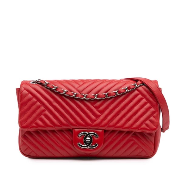 Pre-owned Chanel Medium Lambskin CC Crossing Flap Red