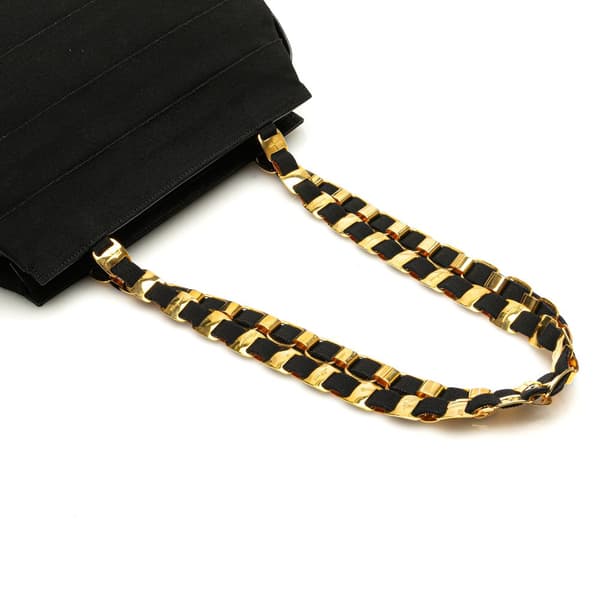 Pre-owned Ferragamo Nylon Tiered Grosgrain Shoulder Bag Black