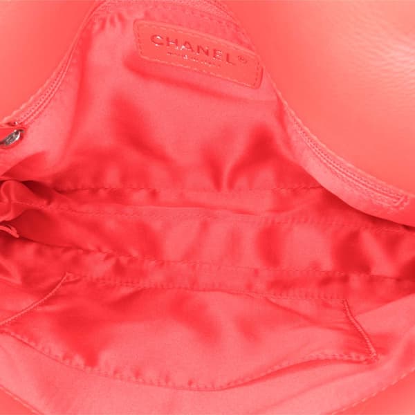 Pre-owned Chanel Quilted Calfskin Tender Touch Flap Red