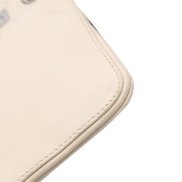 Pre-owned Givenchy Leather Shark Lock Chain Shoulder Bag White