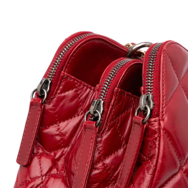 Pre-owned Chanel Quilted Glazed Calfskin Daily Walk Double Zip Shoulder Bag Red