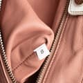 Miniatyrbilde 7 av 10: Pre-owned Prada Soft Calf Sound Lock Shoulder Bag White
