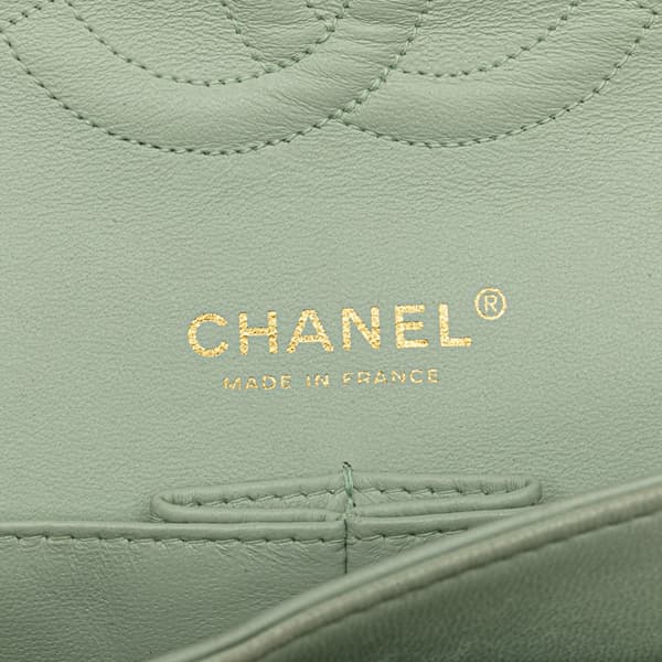 Pre-owned Chanel Medium Classic Tweed Double Flap Green