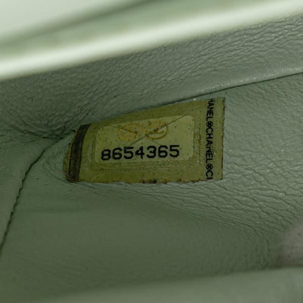 Pre-owned Chanel Medium Classic Tweed Double Flap Green