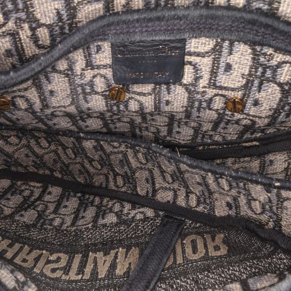 Pre-owned Dior Oblique Embroidered Canvas Saddle Bag Blue