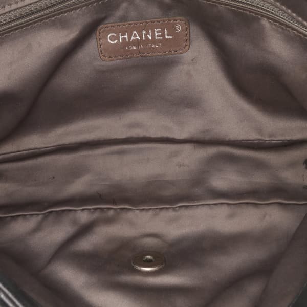 Pre-owned Chanel Medium Quilted Lambskin Coco Rain Flap Black