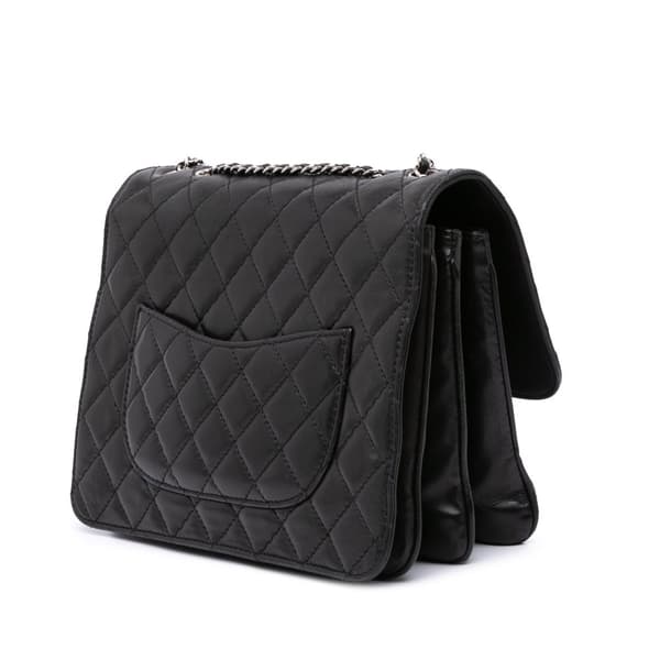 Pre-owned Chanel Medium Quilted Lambskin Clams Pocket Accordion Flap Black