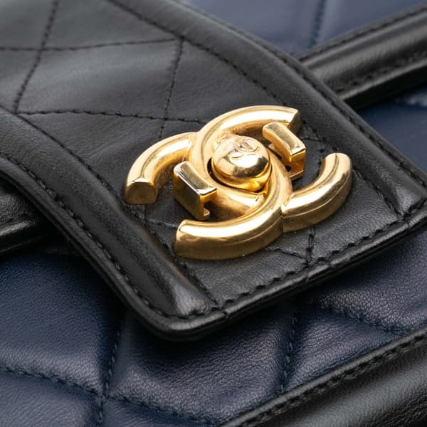Pre-owned Chanel Medium Bicolor Quilted Lambskin Elegant CC Flap Blue