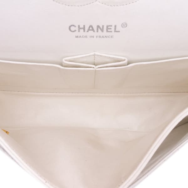 Pre-owned Chanel Medium Classic Caviar Double Flap White