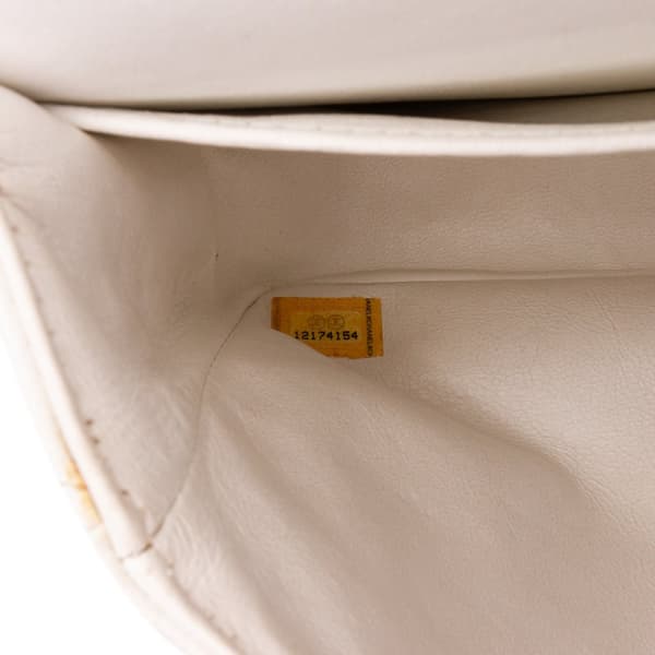 Pre-owned Chanel Medium Classic Caviar Double Flap White