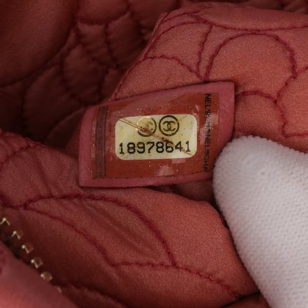 Pre-owned Chanel Embossed Lambskin Camellia Chain Pochette Pink