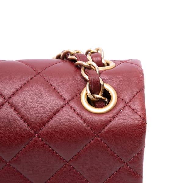 Pre-owned Chanel Quilted Lambskin Pagoda Accordion Flap Red