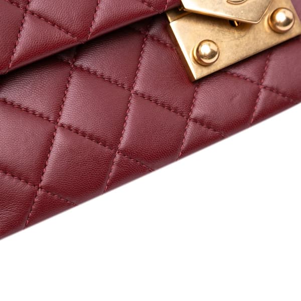 Pre-owned Chanel Quilted Lambskin Pagoda Accordion Flap Red