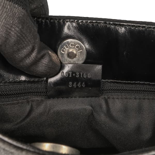 Pre-owned Gucci GG Nylon Shoulder Bag Black