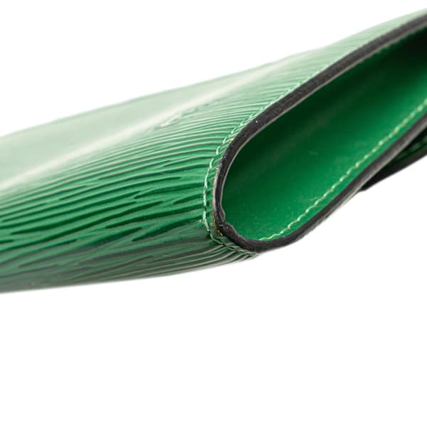 Pre-owned Louis Vuitton Epi Pochette Accessoires Green