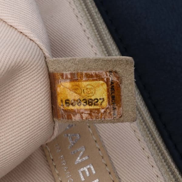 Pre-owned Chanel Large Quilted Nubuck Natural Beauty Split Pocket Flap Blue