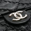 Miniatyrbild 8 av 10: Pre-owned Chanel Jumbo Quilted Calfskin Ultra Stitch Flap Black