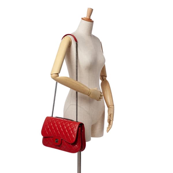 Pre-owned Chanel Large Quilted Lambskin Natural CC Flap Red