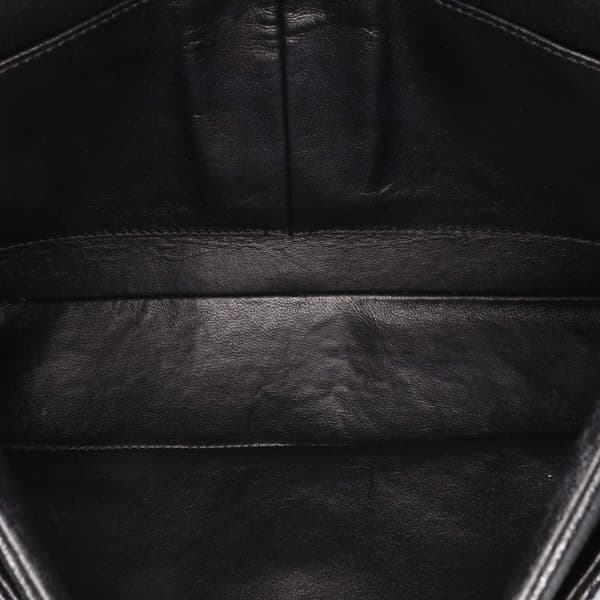 Pre-owned Chanel Medium Classic Caviar Double Flap Black