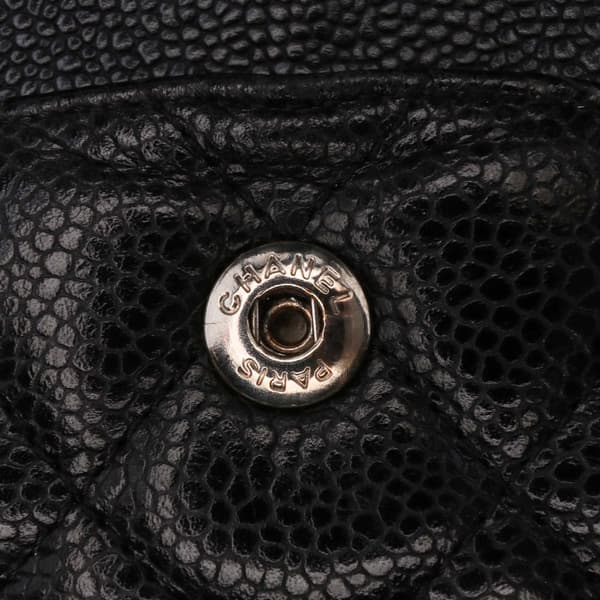 Pre-owned Chanel Medium Classic Caviar Double Flap Black